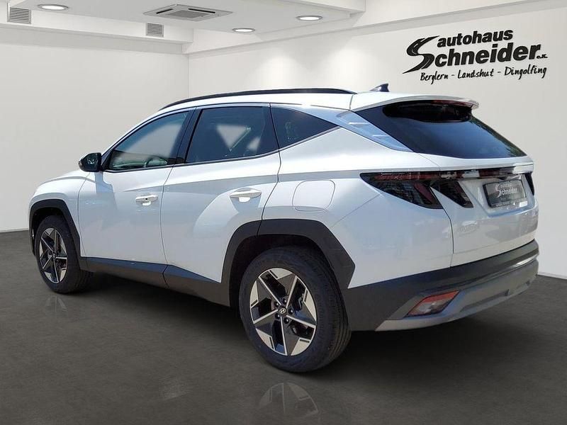 Neu Hyundai Tucson Trend 252 PS (185 kW) 2026 Atlas white SUV