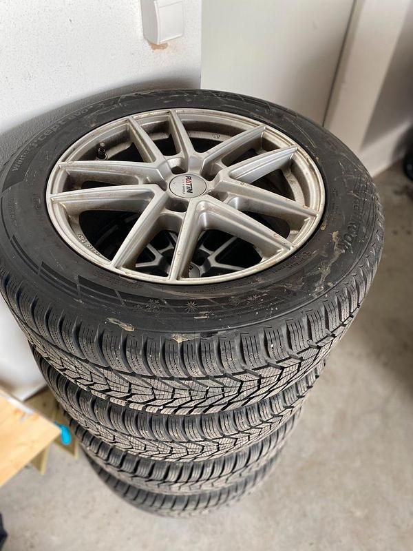 Gebraucht Ford Kuga Titanium 140 PS (102 kW) 2013 Silber SUV