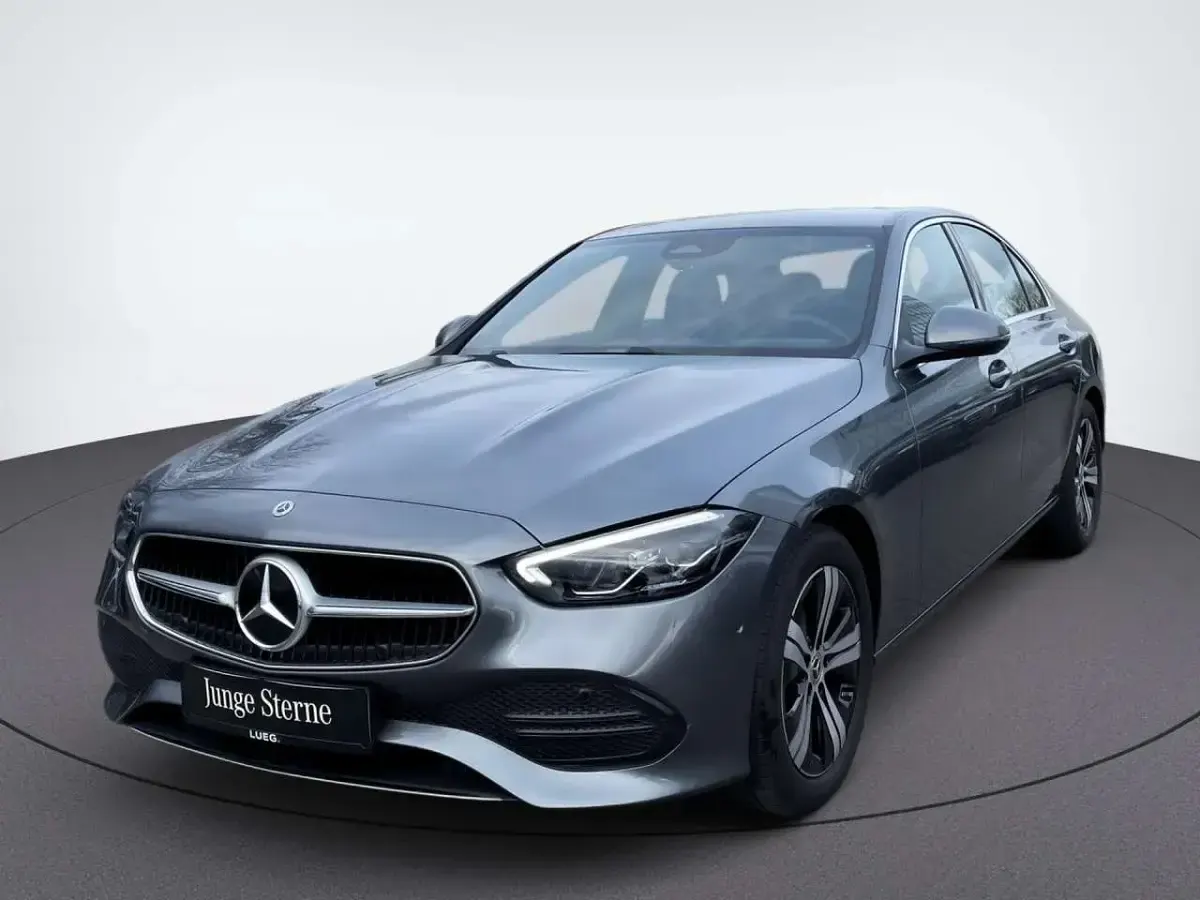 Gebraucht Mercedes C180 Avantgarde 170 PS (125 kW) 2025 Metalliclack selenitgrau Limousine