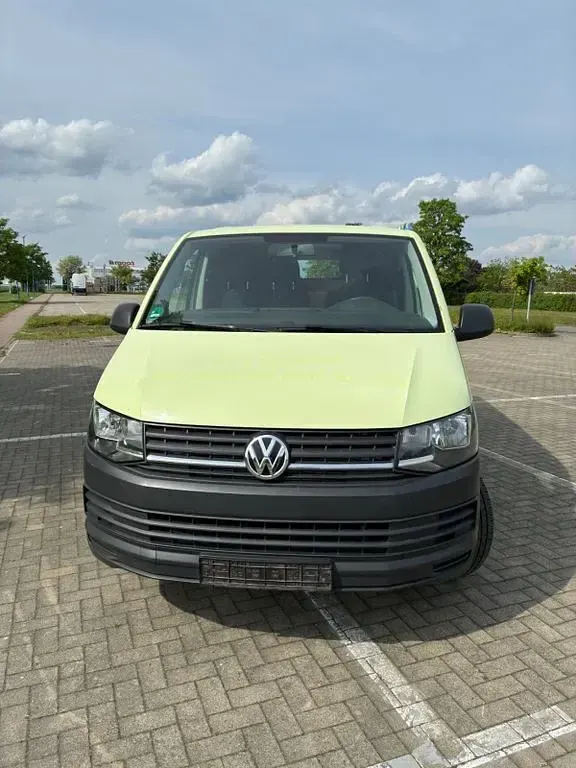 Usata VW Transporter 140 CV (102 kW) 2016 Verde Furgone