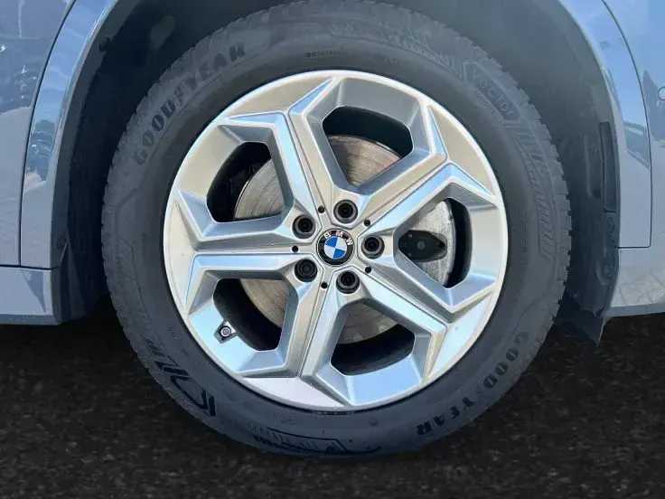 Gebraucht BMW X1 M Sport 218 PS (160 kW) 2025 Bmw individual storm bay metallic SUV