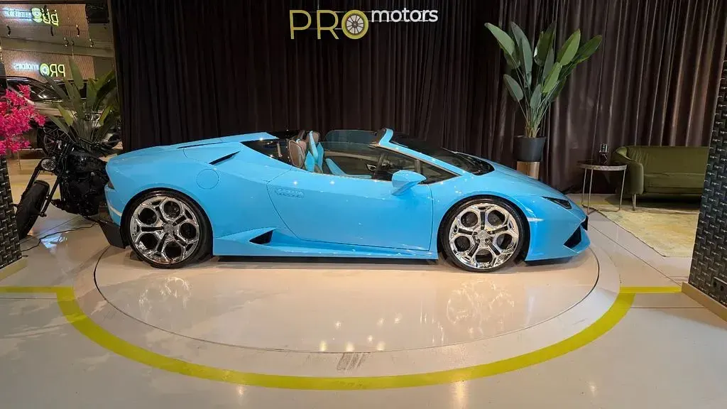 Gebraucht Lamborghini Huracán 610 PS (448 kW) 2017 Blau Cabrio