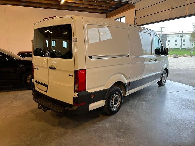 Second-hand VW Crafter 140 CP (102 kW) 2018 Alb Van