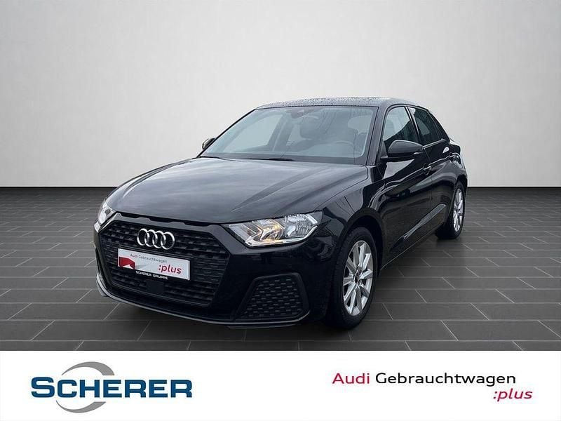 Gebraucht Audi A1 Sportback Basis 110 PS (80 kW) 2022 Mythosschwarz metallic (metallic) Kleinwagen