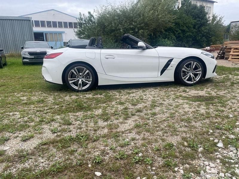 Weiß Gebraucht 2023 BMW Z4 M Sport Cabrio | 34.999 € (Superpreis) - Bild 1/4
