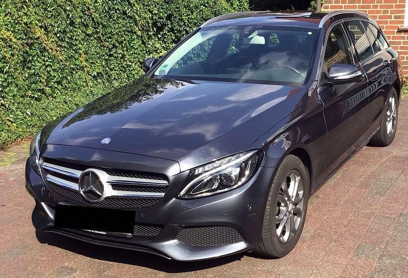 Grau Gebraucht 2015 Mercedes C220 Avantgarde Kombi | 14.500 € (Etwas zu teuer) - Bild 1/4