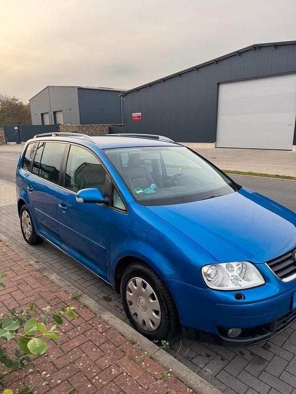 Gebraucht VW Touran 150 PS (110 kW) 2006 Blau Van / Kleinbus