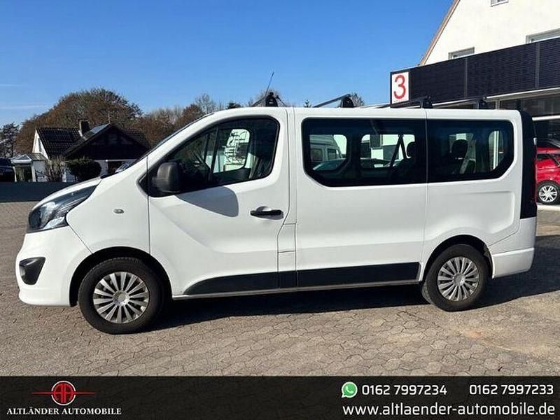Gebraucht Opel Vivaro 95 PS (69 kW) 2017 Casabl/arctic/eisweiss/kaolin Van / Kleinbus