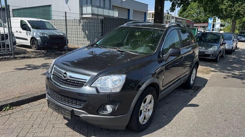 Schwarz Gebraucht 2014 Opel Antara Design Edition SUV | 3.950 € (Fairer Preis) - Bild 1/4