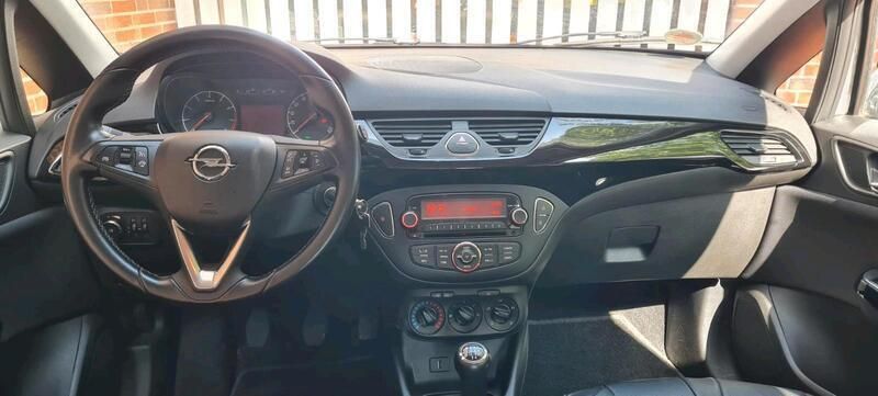 Grau Gebraucht 2016 Opel Corsa Limousine | 6.100 € (Guter Preis) - Bild 1/4