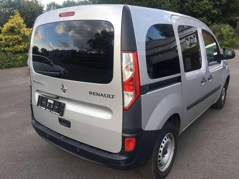 Gebraucht Renault Kangoo 90 PS (66 kW) 2018 Grau silver Van / Kleinbus
