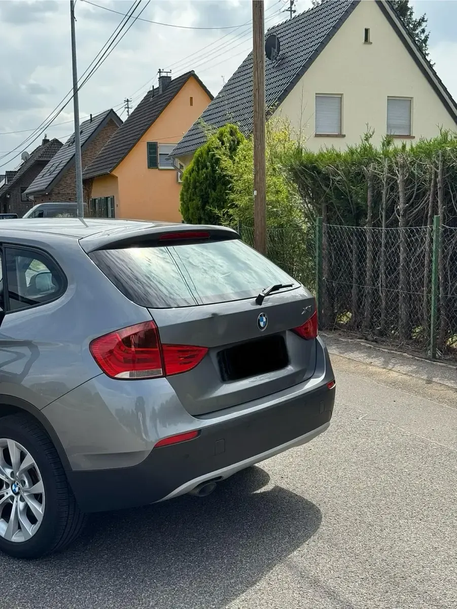 Używany BMW X1 2011 Szary SUV