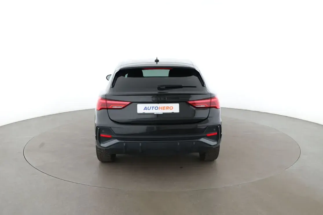 Gebraucht Audi Q3 Sportback 245 PS (180 kW) 2022 Schwarz SUV