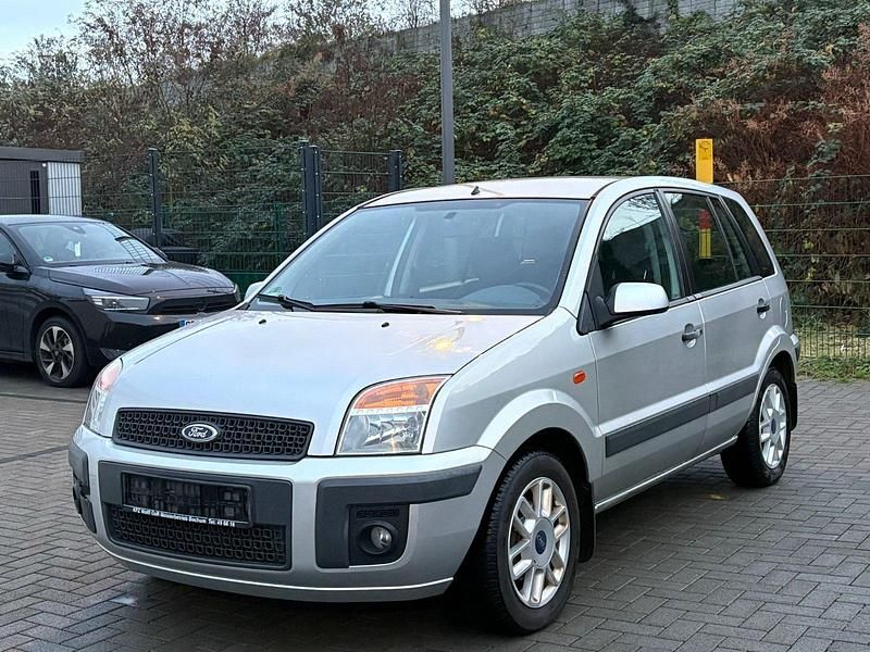 Grau Gebraucht 2009 Ford Fusion Kleinwagen | 3.499 € (Fairer Preis) - Bild 1/4