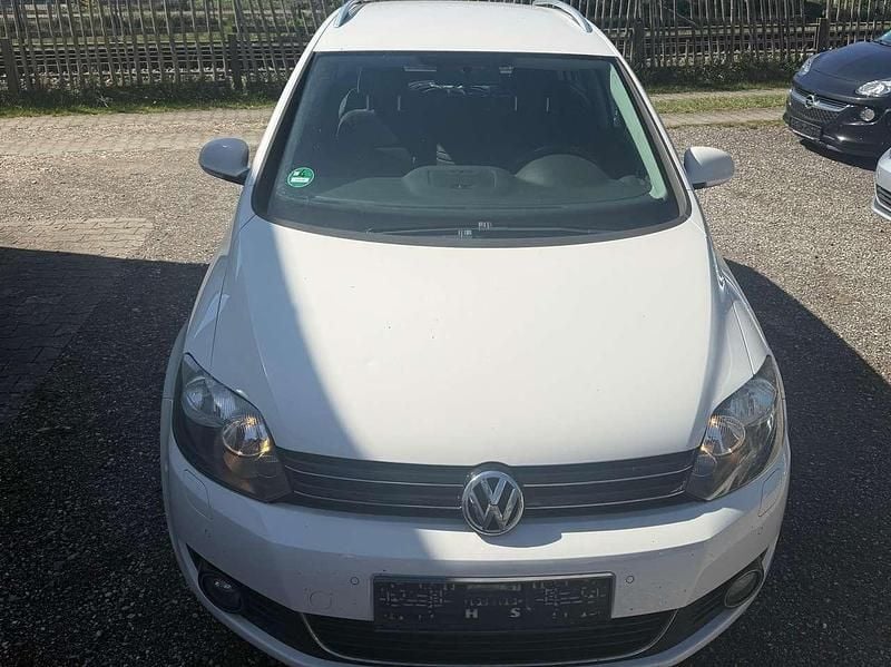 Gebraucht VW Golf VII Highline 105 PS (77 kW) 2012 Candyweiss Limousine