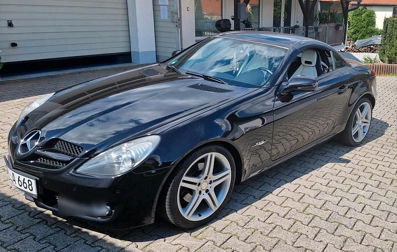 Schwarz Gebraucht 2010 Mercedes SLK200 Cabrio | 12.995 € (Fairer Preis) - Bild 1/4