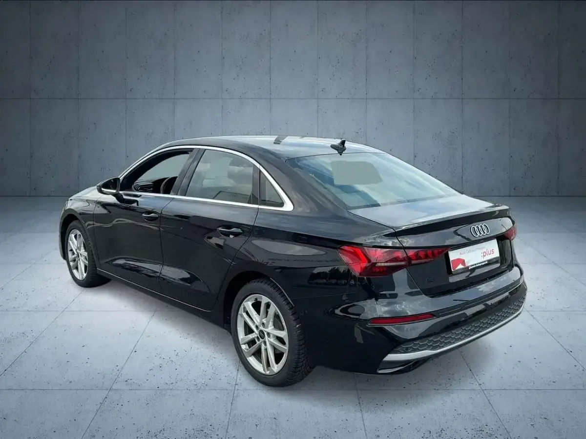 Gebraucht Audi A3 Advanced 150 PS (110 kW) 2025 Mythosschwarz metallic Limousine