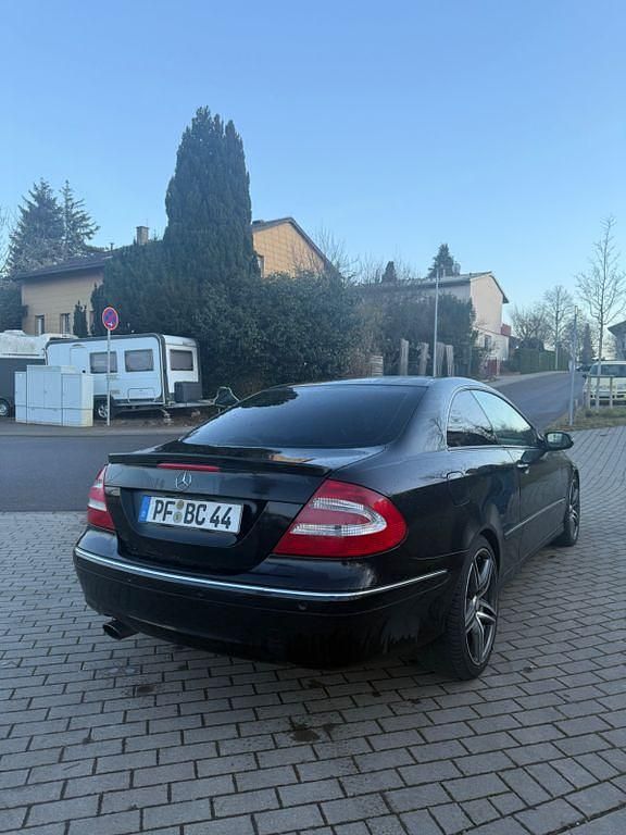 Gebraucht Mercedes CLK200 Elegance 163 PS (119 kW) 2003 Schwarz Coupé