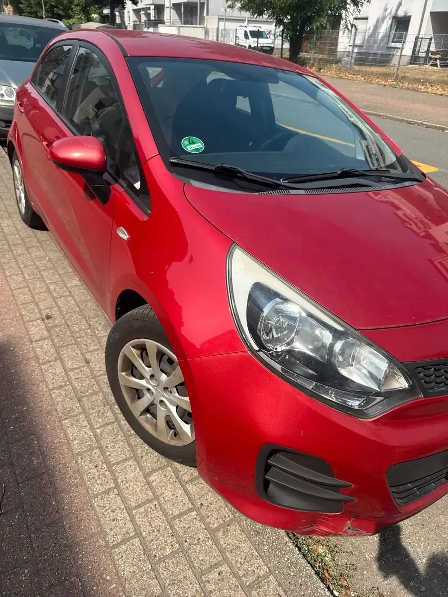 Gebraucht Kia Rio 86 PS (63 kW) 2015 Rot Kombi