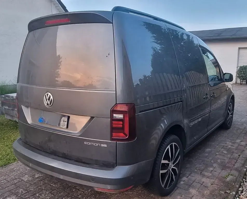 Gebraucht VW Caddy Edition 150 PS (110 kW) 2018 Grau Van / Kleinbus