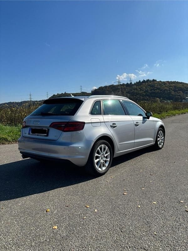 Gebraucht Audi A3 Ambiente 110 PS (80 kW) 2016 Silber Kombi