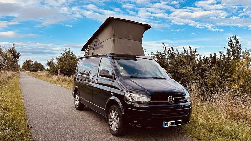 Schwarz Gebraucht 2013 VW T5 Beach Van | 24.990 € - Bild 1/4