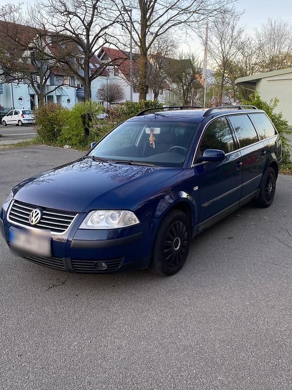 Gebraucht VW Passat 102 PS (75 kW) 2002 Blau Kombi
