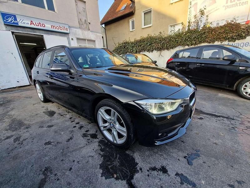 Schwarz ii Gebraucht 2017 BMW 318 Kombi | 14.300 € (Fairer Preis) - Bild 1/4