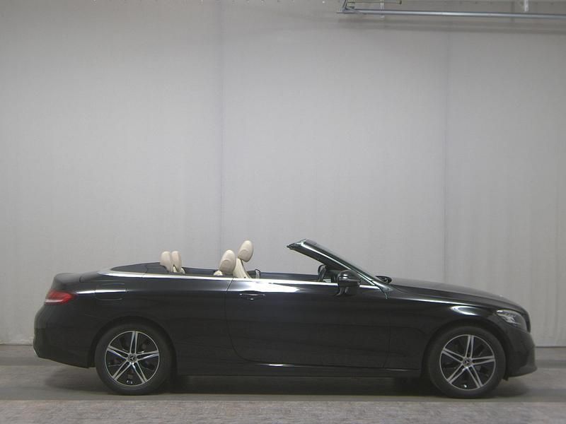 Schwarz Gebraucht 2021 Mercedes C220 Cabrio | 28.980 € (Superpreis) - Bild 1/4
