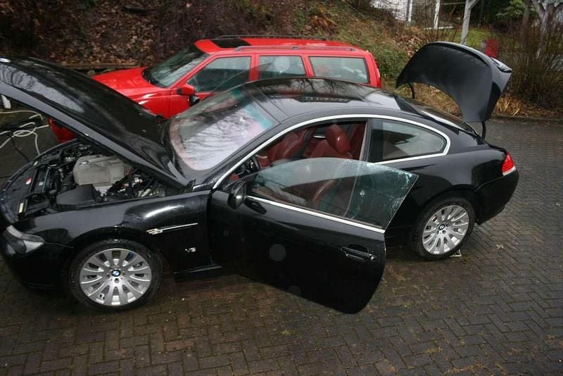 Gebraucht BMW 645 333 PS (244 kW) 2004 Schwarz Coupé