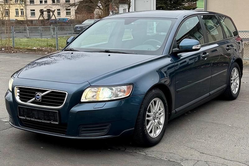 Gebraucht Volvo V50 109 PS (80 kW) 2009 Blau Kombi