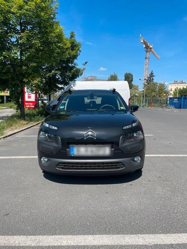 Schwarz Gebraucht 2016 Citroën C4 Cactus Shine Edition Kleinwagen | 5.999 € (Guter Preis) - Bild 1/4