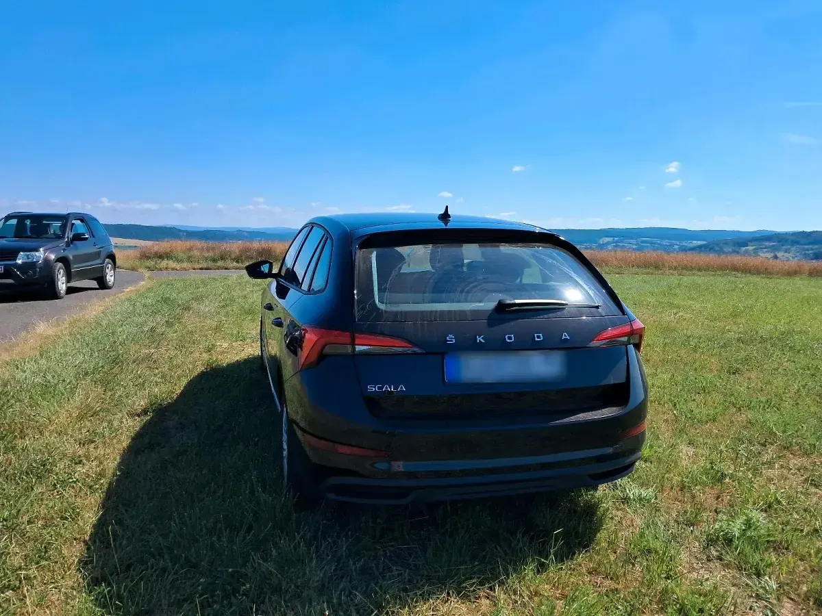 Gebraucht Skoda Scala 95 PS (69 kW) 2023 Schwarz Kleinwagen