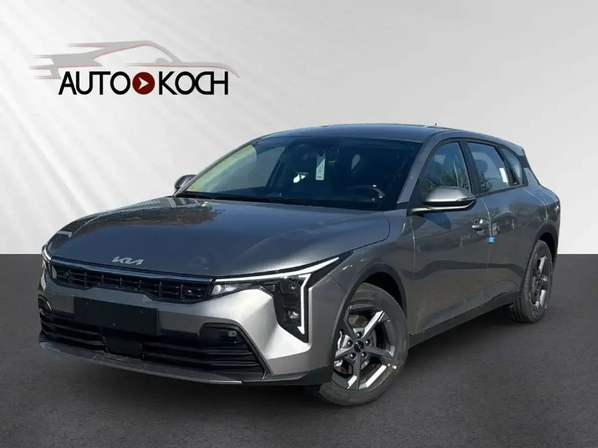 Neu Kia K4 Comfort 150 PS (110 kW) 2026 Stahlgrau Limousine