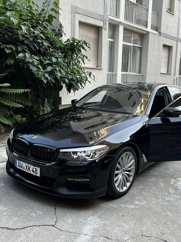 Schwarz Gebraucht 2018 BMW 520 Limousine | 19.000 € (Superpreis) - Bild 1/4