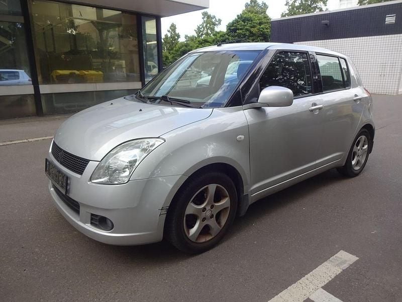 Silber Gebraucht 2008 Suzuki Swift Comfort Limousine | 2.900 € (Fairer Preis) - Bild 1/4