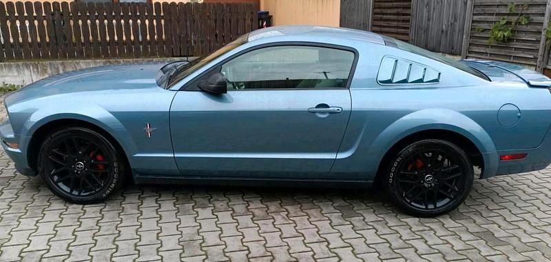 Blau Gebraucht 2008 Ford Mustang Coupé | 14.500 € - Bild 1/4