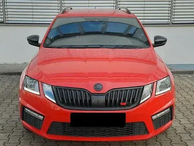 Gebraucht Skoda Octavia vRS 240 PS (176 kW) 2017 Cervena corrida/corrida rot Kombi