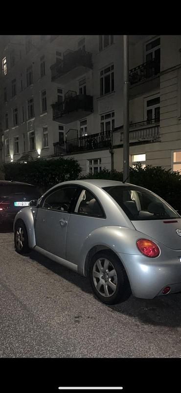 Gebraucht VW New Beetle 102 PS (75 kW) 2002 Silber Kleinwagen
