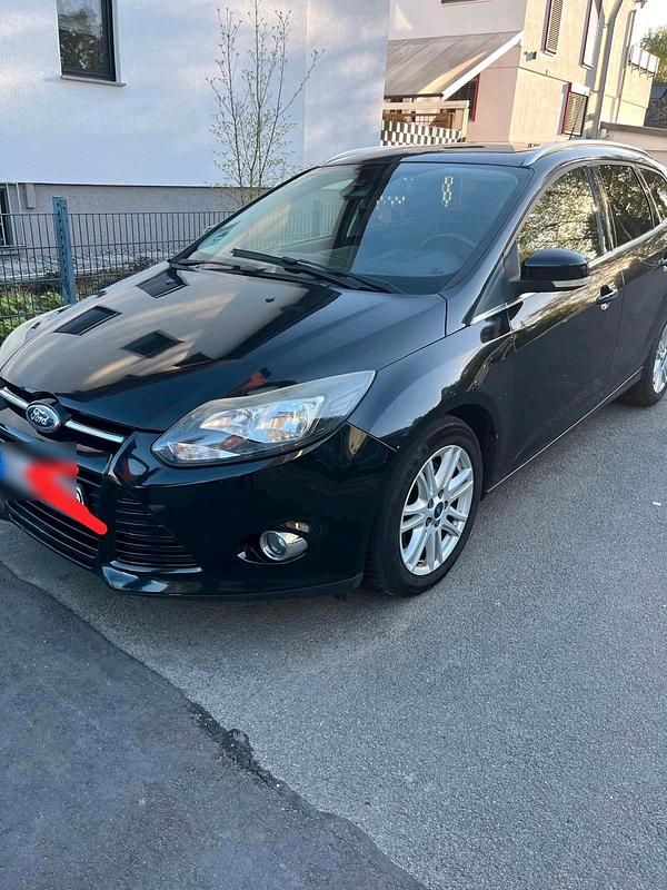 Usata Ford Focus 150 CV (110 kW) 2013 Nero Station wagon