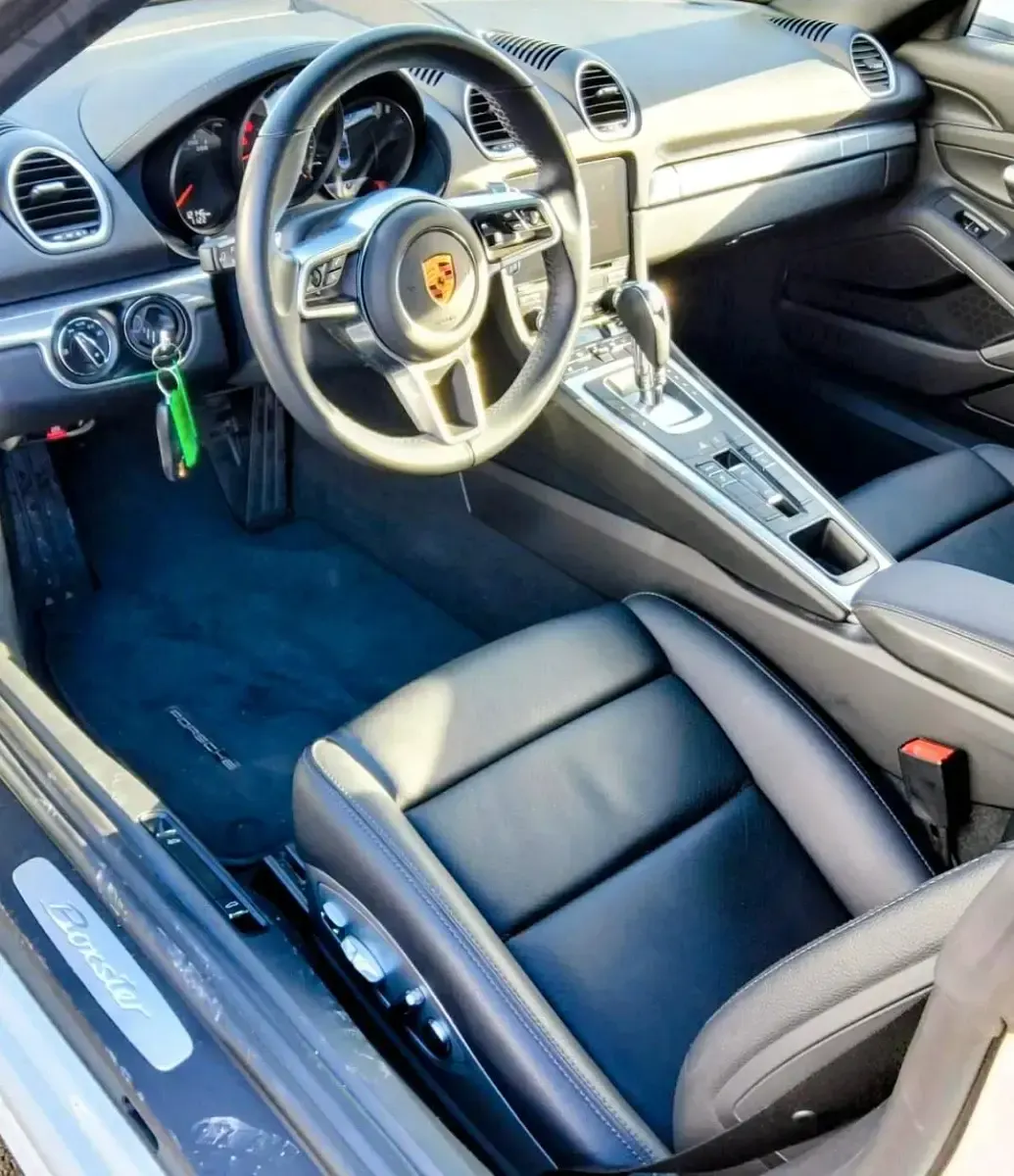 Gebraucht Porsche 718 299 PS (219 kW) 2022 Weiß Cabrio