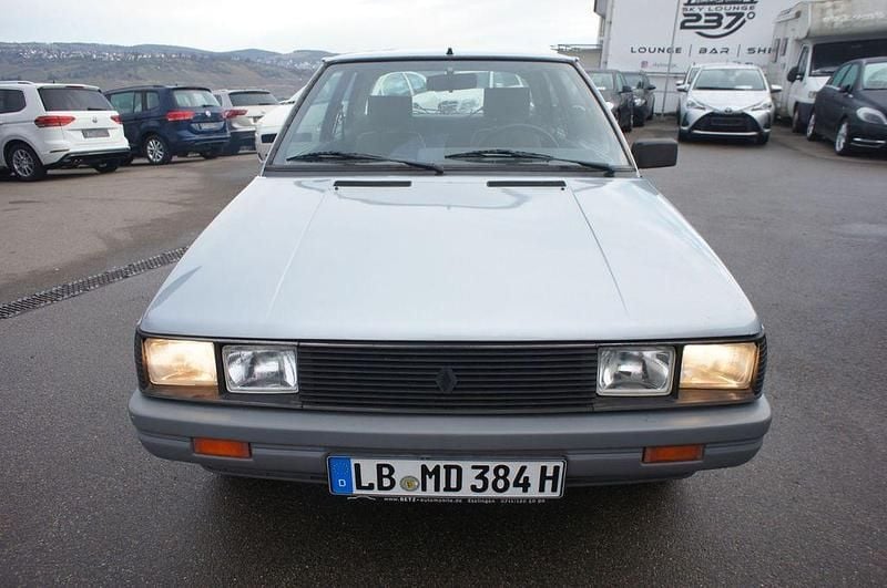 Gebraucht Renault R11 60 PS (44 kW) 1984 Silber Kleinwagen
