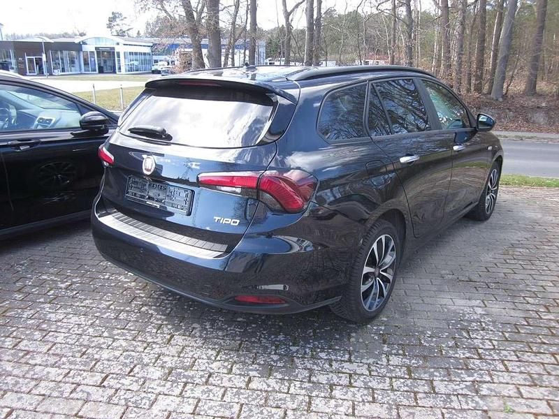 Gebraucht Fiat Tipo Lounge 120 PS (88 kW) 2021 (new nero (vr718/b)) Kombi