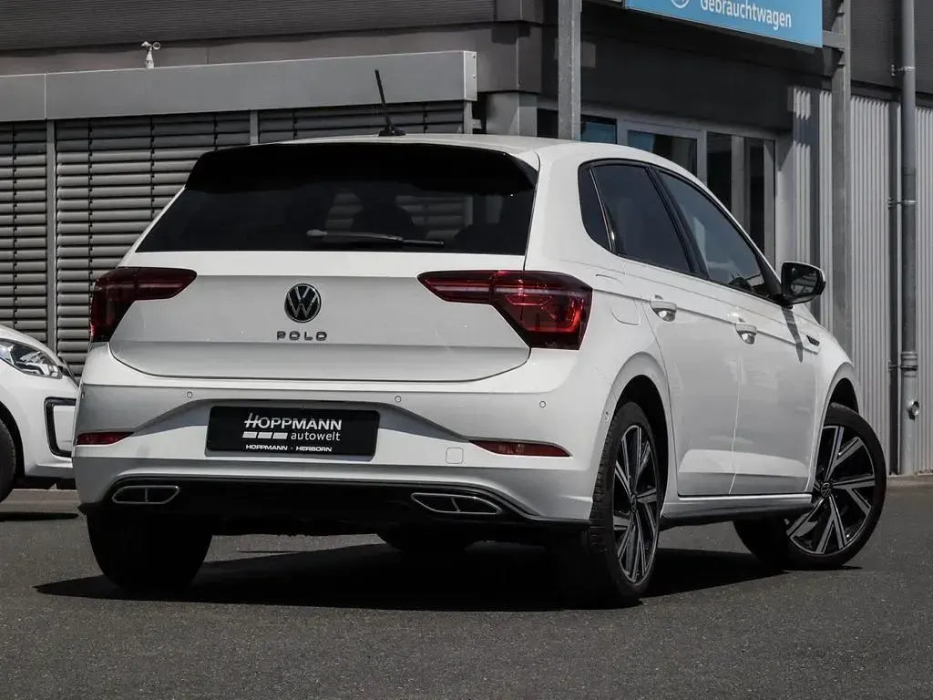 Gebraucht VW Polo R-line 95 PS (69 kW) 2022 Weiß Kleinwagen