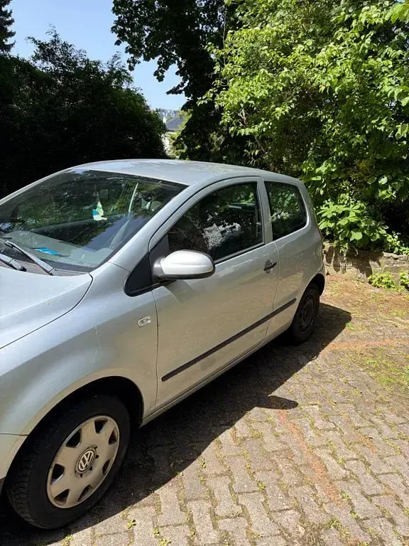 Gebraucht VW Fox 54 PS (39 kW) 2005 Silber Kleinwagen