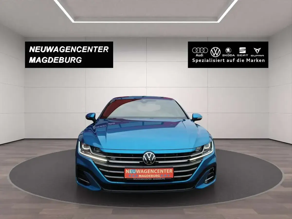 Gebraucht VW Arteon R-line 200 PS (147 kW) 2024 Blau Kombi