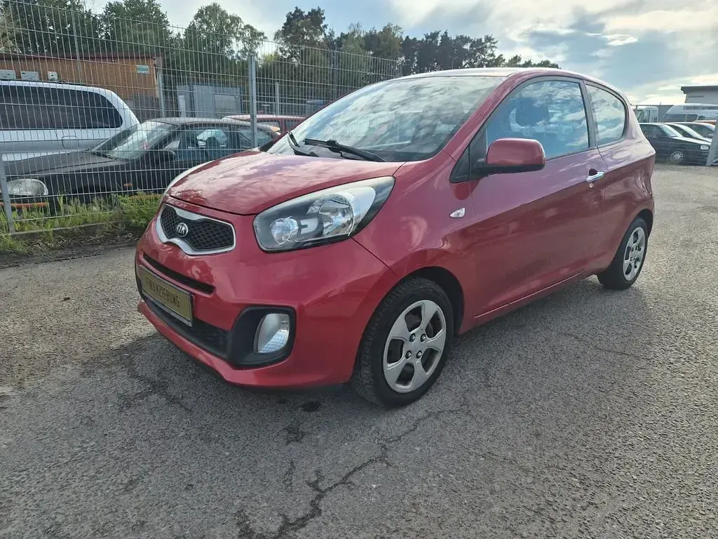 Gebraucht Kia Picanto Edition 7 69 PS (50 kW) 2013 Rot Kleinwagen