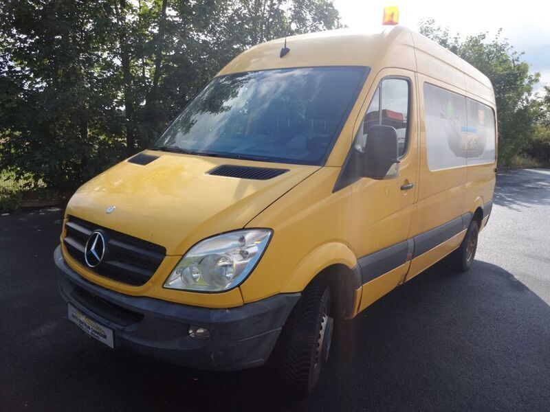 Gelb Gebraucht 2012 Mercedes Sprinter Van | 8.700 € (Guter Preis) - Bild 1/4