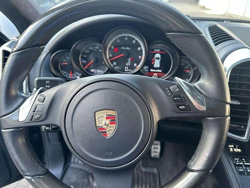 Gebraucht Porsche Cayenne Turbo 500 PS (367 kW) 2012 Schwarz SUV