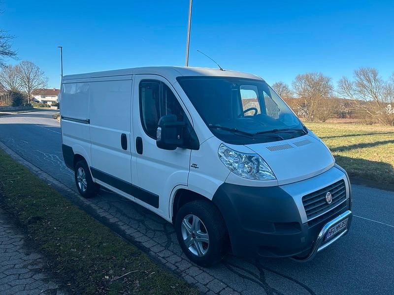 Gebraucht Fiat Ducato 115 PS (84 kW) 2012 Weiß Van